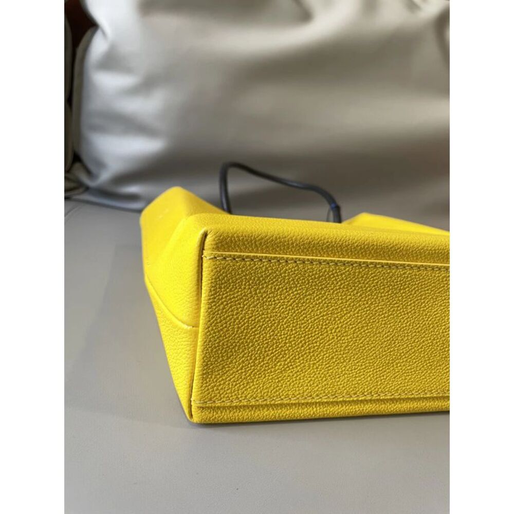 Balenciaga Women Pre-Loved Bag Very Good Condition - Picture 7 of 8